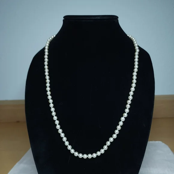 Vintage Pearl Necklace Glass Beaded Made In Japan  24" Hand Knot - Picture 9 of 9